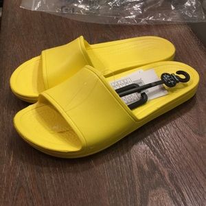 Crocs Sloane Slide Size 8 Yellow NWT sandals